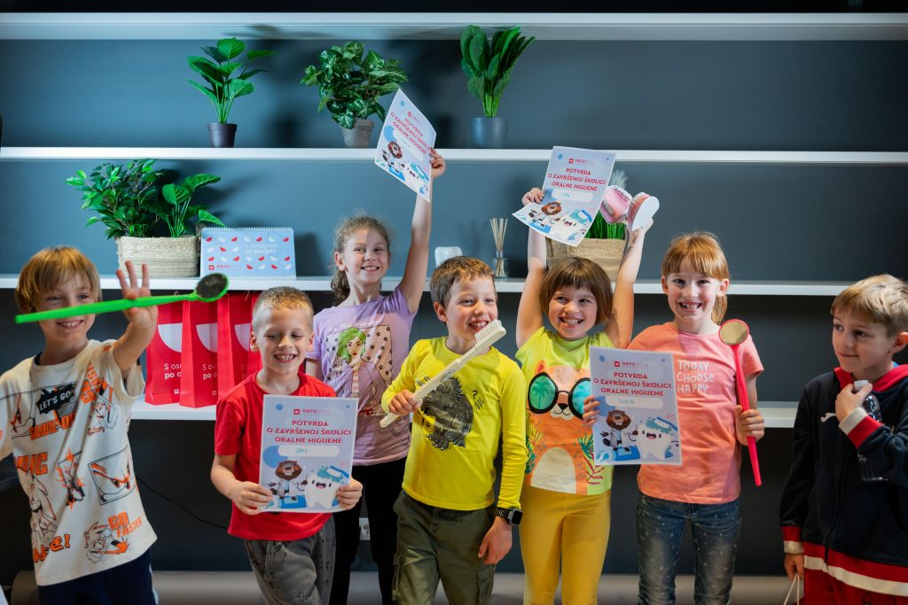 Djeca u stomatološkoj ordinaciji Orto Nova Rijeka