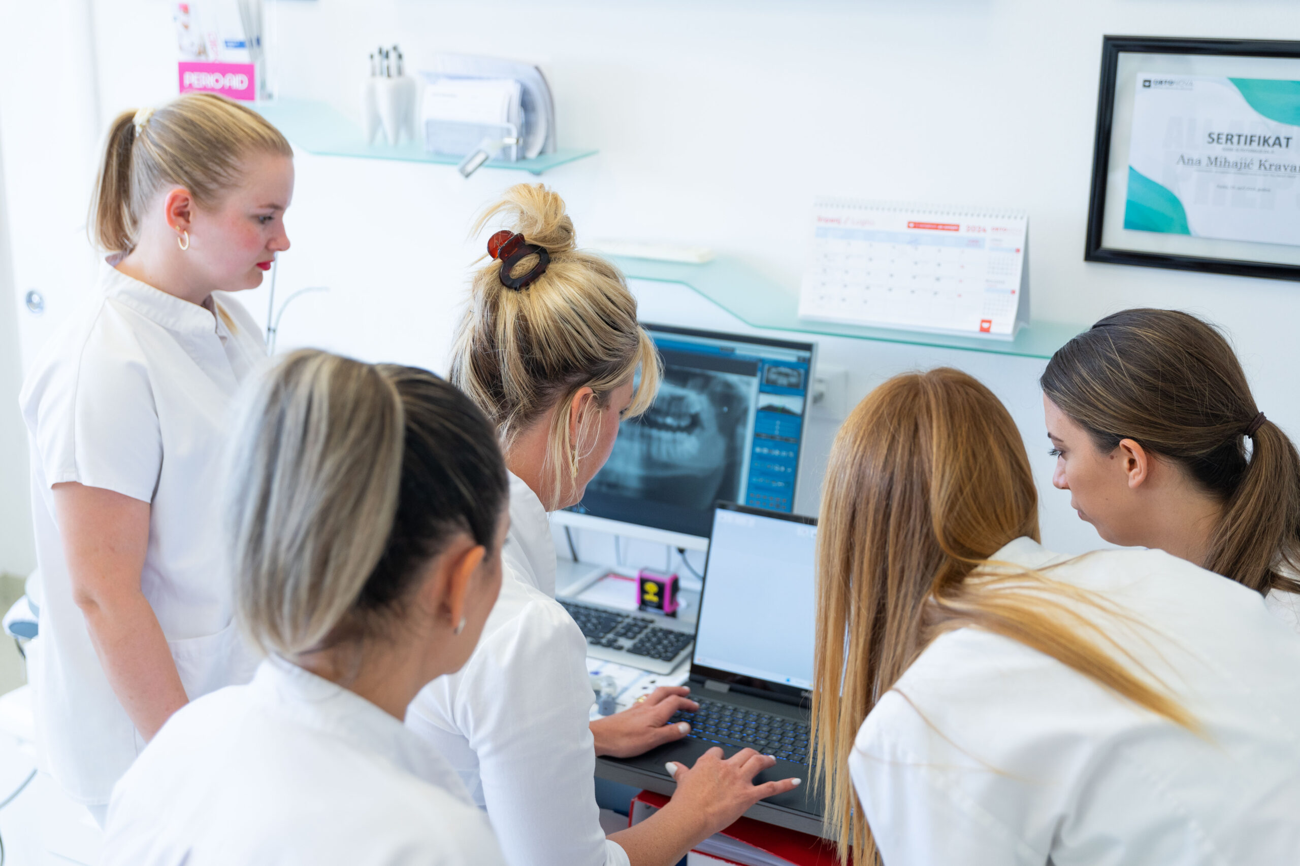 Orto Nova ekipa – multidisciplinarni pristop k protetiki in digitalni protokol